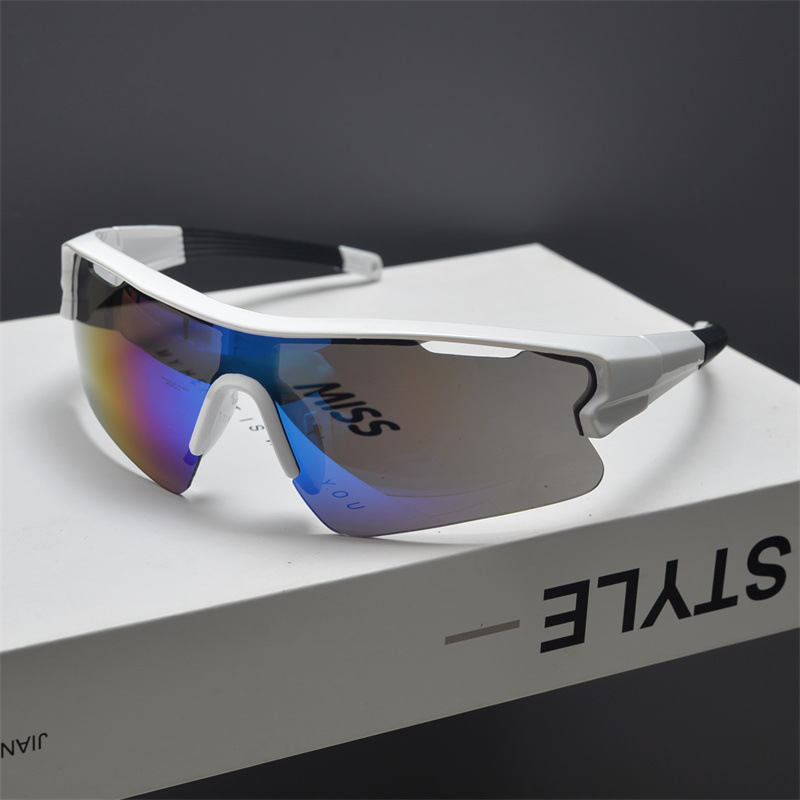Outdoor Sport Glasses - نظارات شمسية جديدة بتصميم بانك جريء