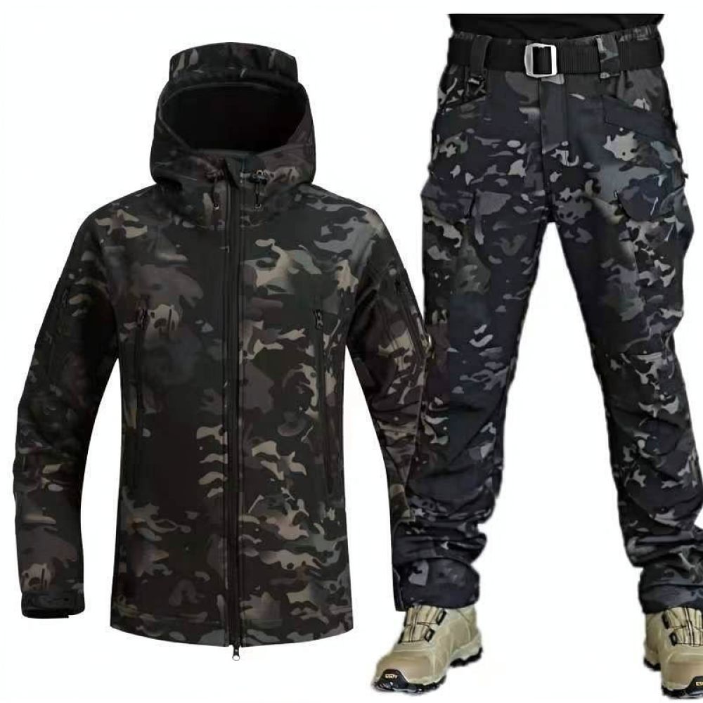 بدلة شتوية مموهة من نوع سوفت ش - مراجعة Outdoor Sport Jacket Men وسعره